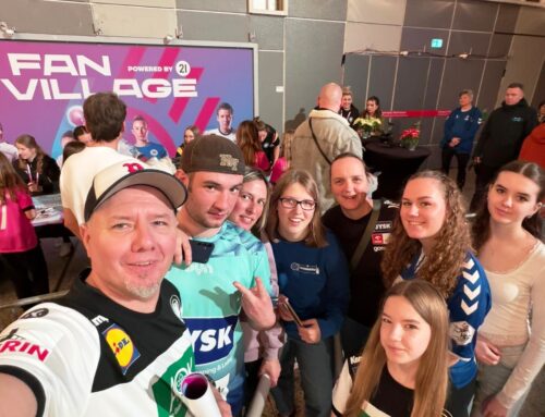 Abordnung des Teams Handballglück bei der Damen-WM